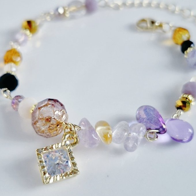 ジルコニア風チャームが輝く☆とんぼ玉ビーズとチェコビーズのオータムカラーのブレスレット