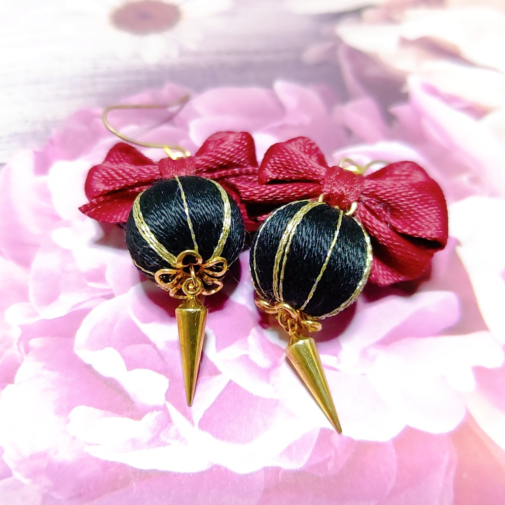 エレシュキガルまき玉ピアス