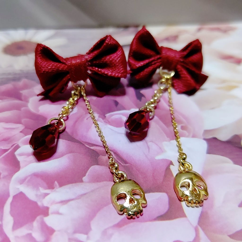 エレシュキガルリボンピアス