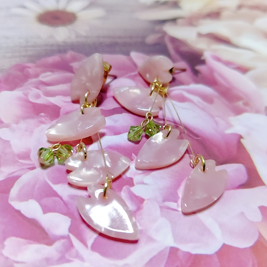 蜜璃さくらピアス