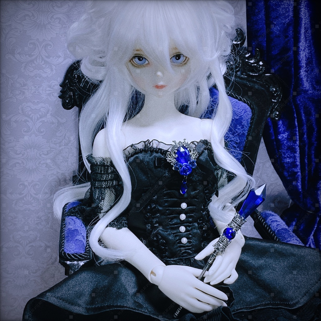 ブローチ ゴシック