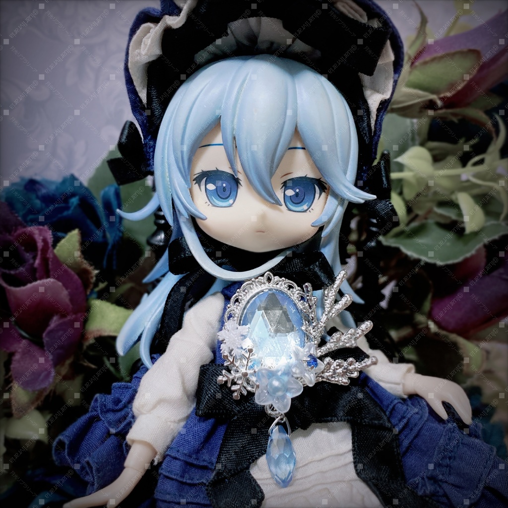 ブローチ　雪