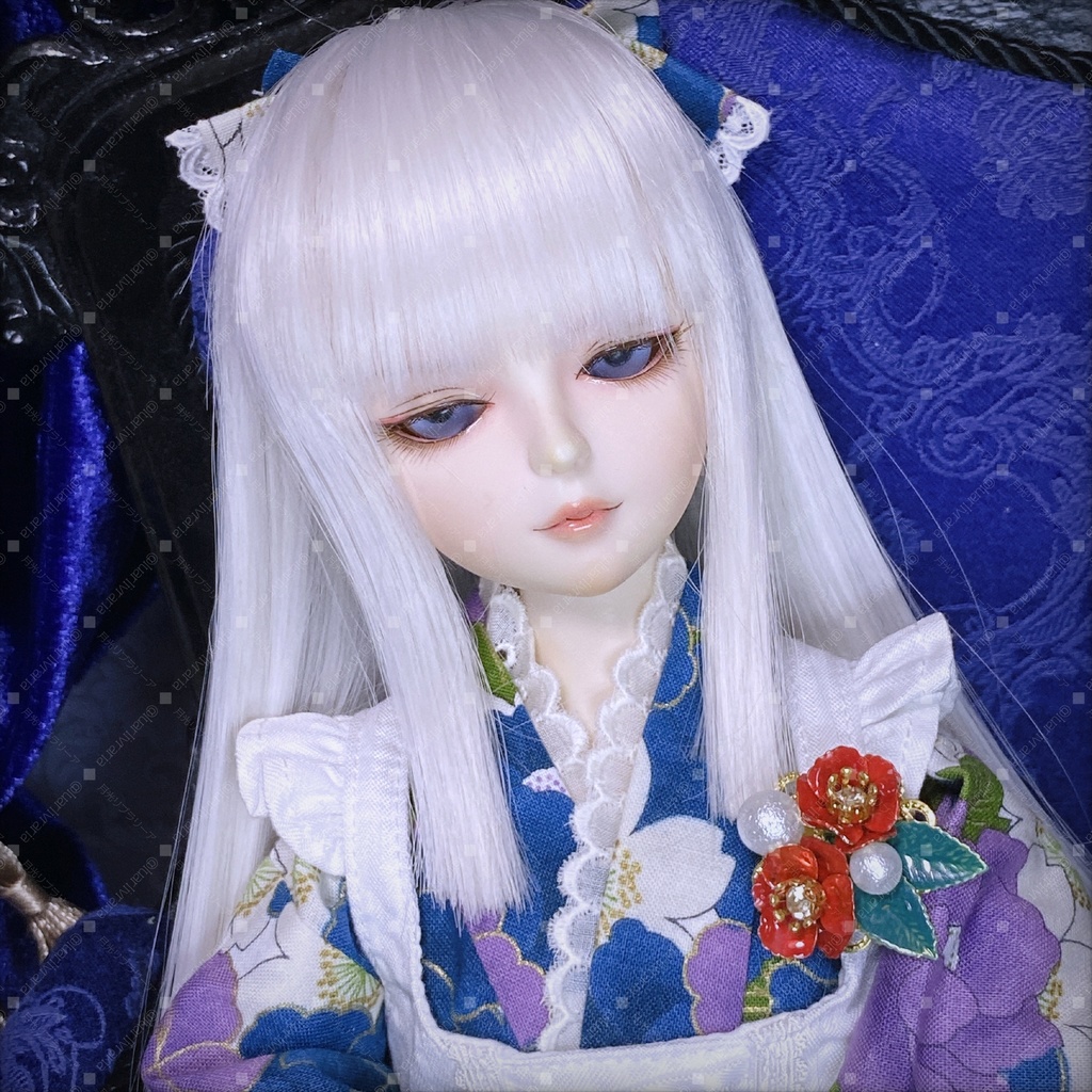 ブローチ　椿