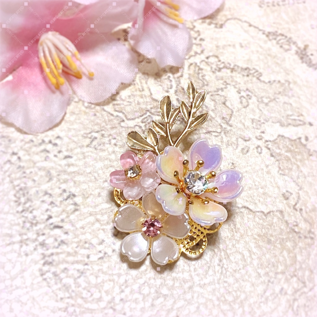 ブローチ　桜