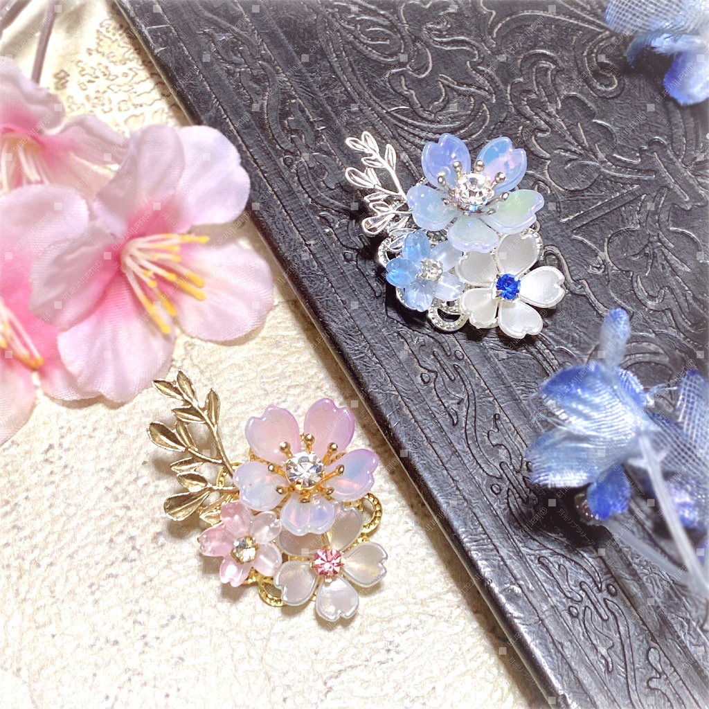 ブローチ　桜
