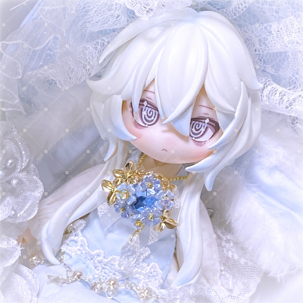 ブローチ　紫陽花