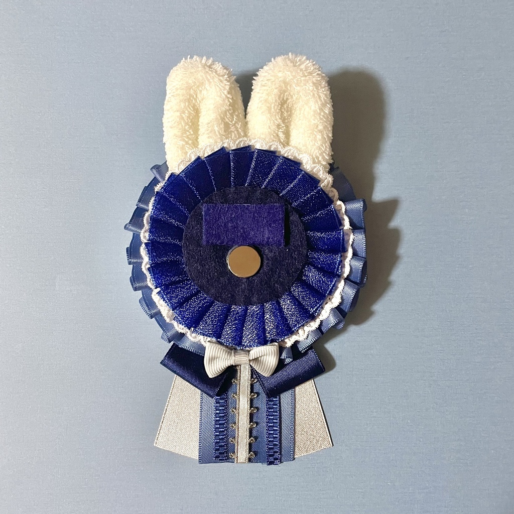 うさ耳付きロゼット(ブルー)