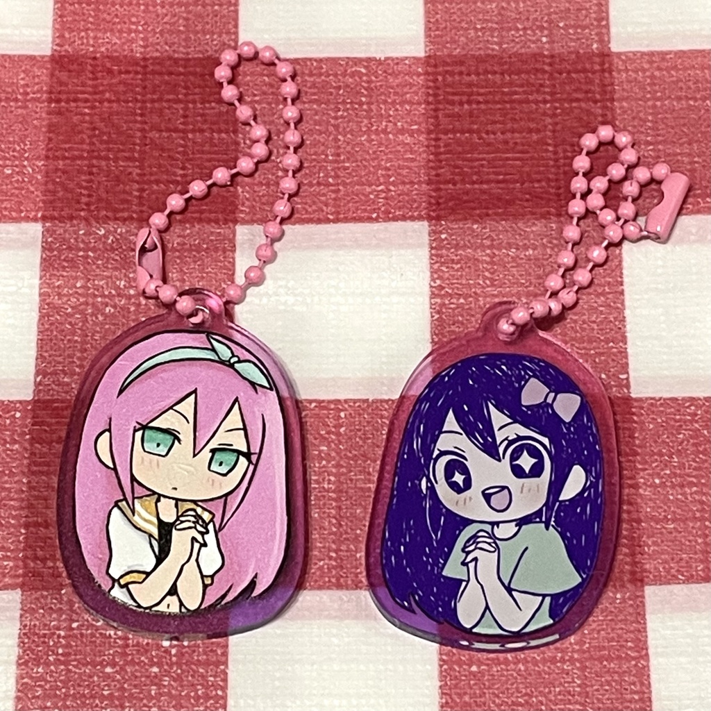 オーブリーアクリルキーホルダー