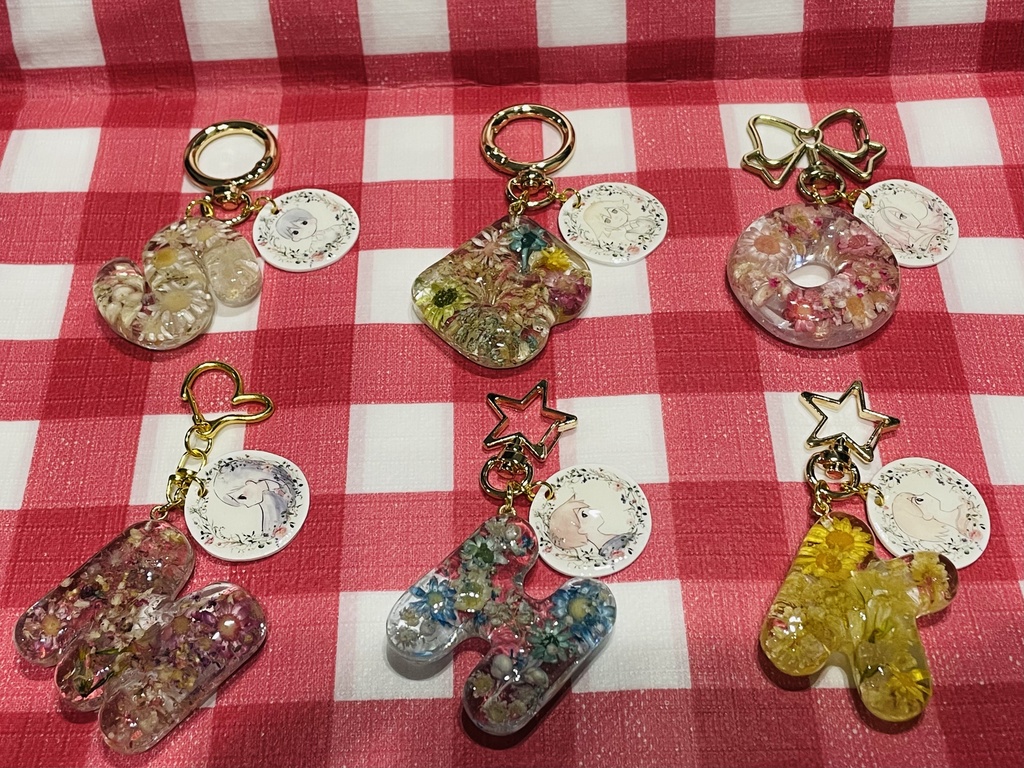 【展示のみ】OMORIハンドメイドキーホルダー