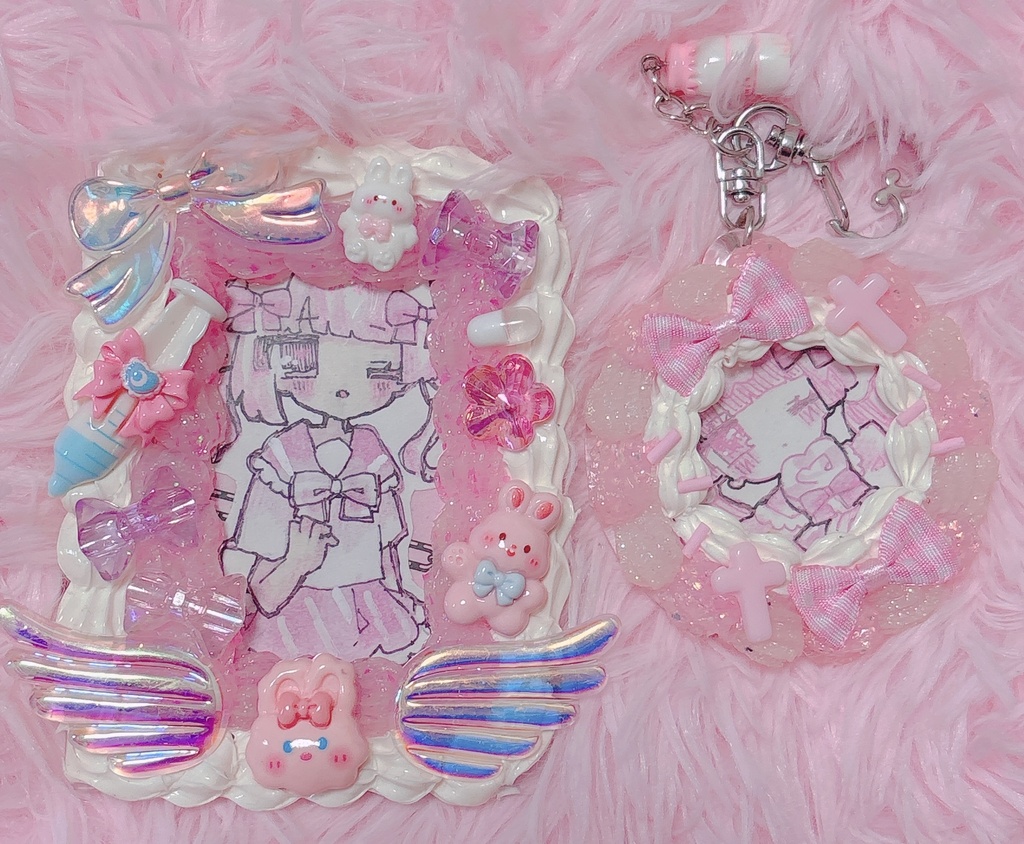 イラスト入り♡トレカケース＆キーホルダーセット
