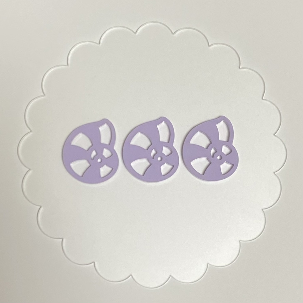 オクタ寮服の帽子の巻き貝 アクリルパーツ