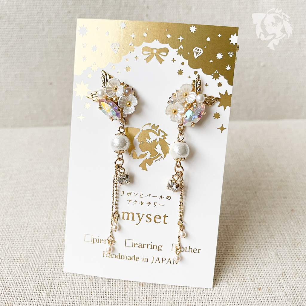 花ビジューピアス
