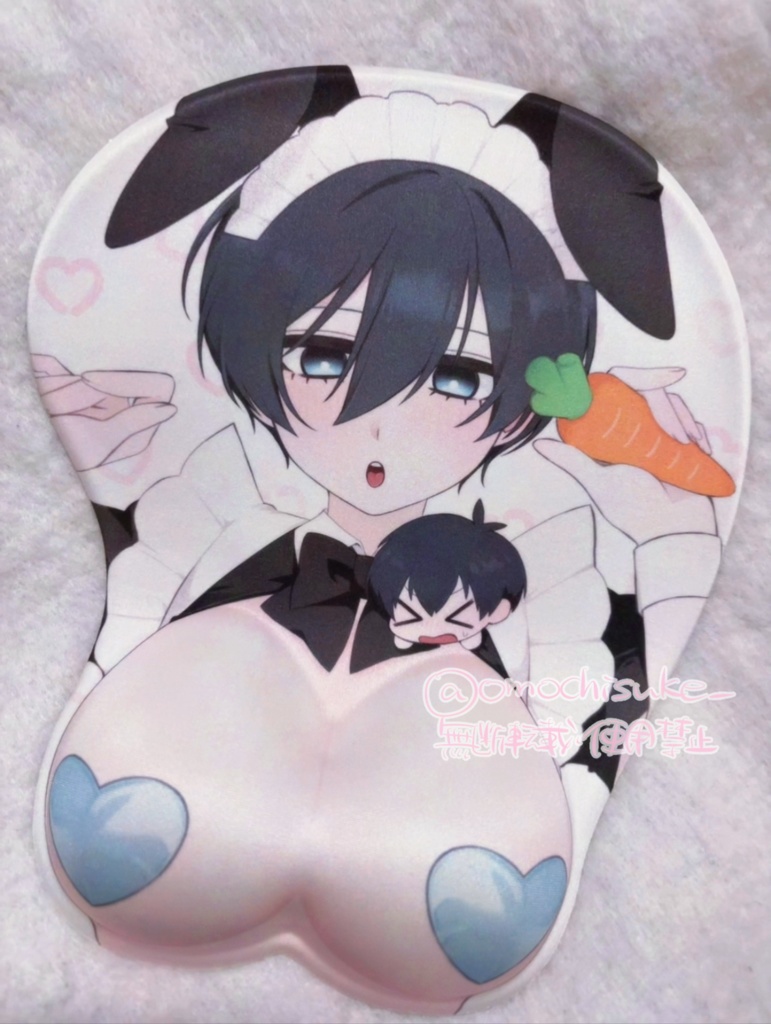 おっぱいマウスパッド