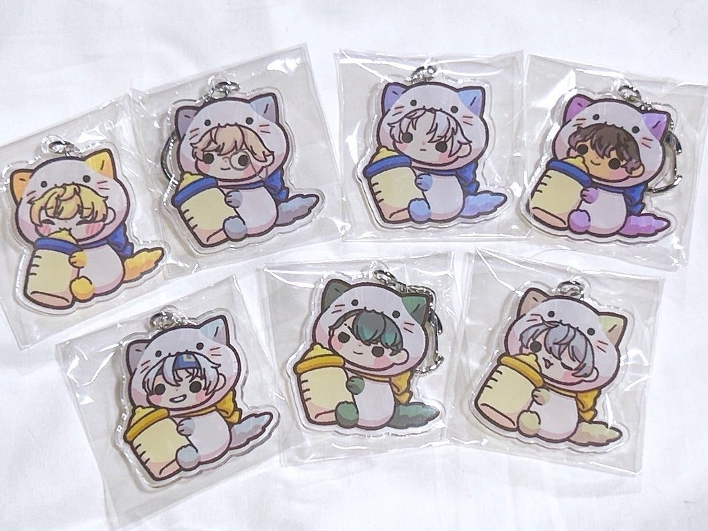 【匿名配送】ねこちゃんアクキー