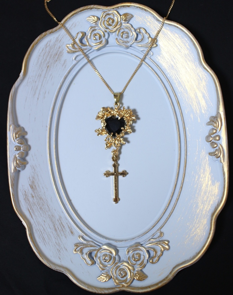 【魔女の心臓ネックレス】