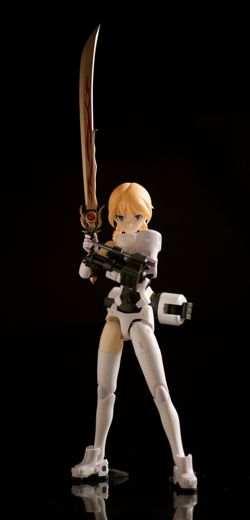 雷神の剣 (1/10~1/12、メガミデバイス等に)