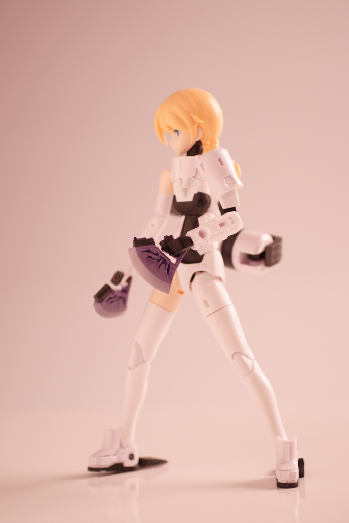 グレネード・アサシンダガー (1/10~1/12、メガミデバイス等に)