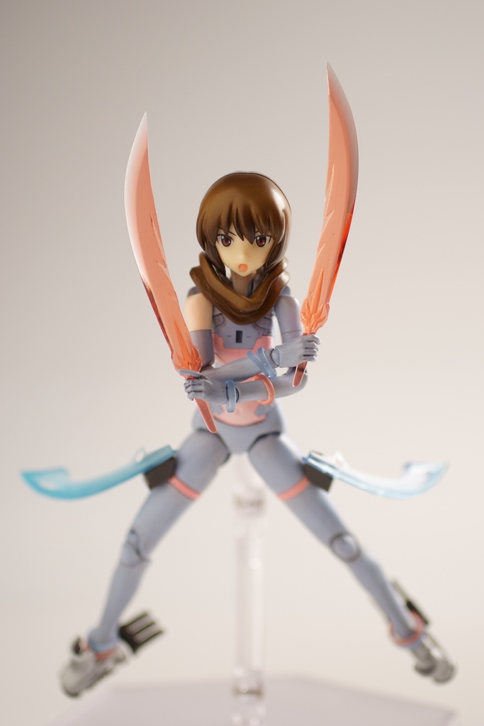 光の剣(左鞘と右鞘があります) クリアーレッド版(1/10~1/12、メガミデバイス等に)