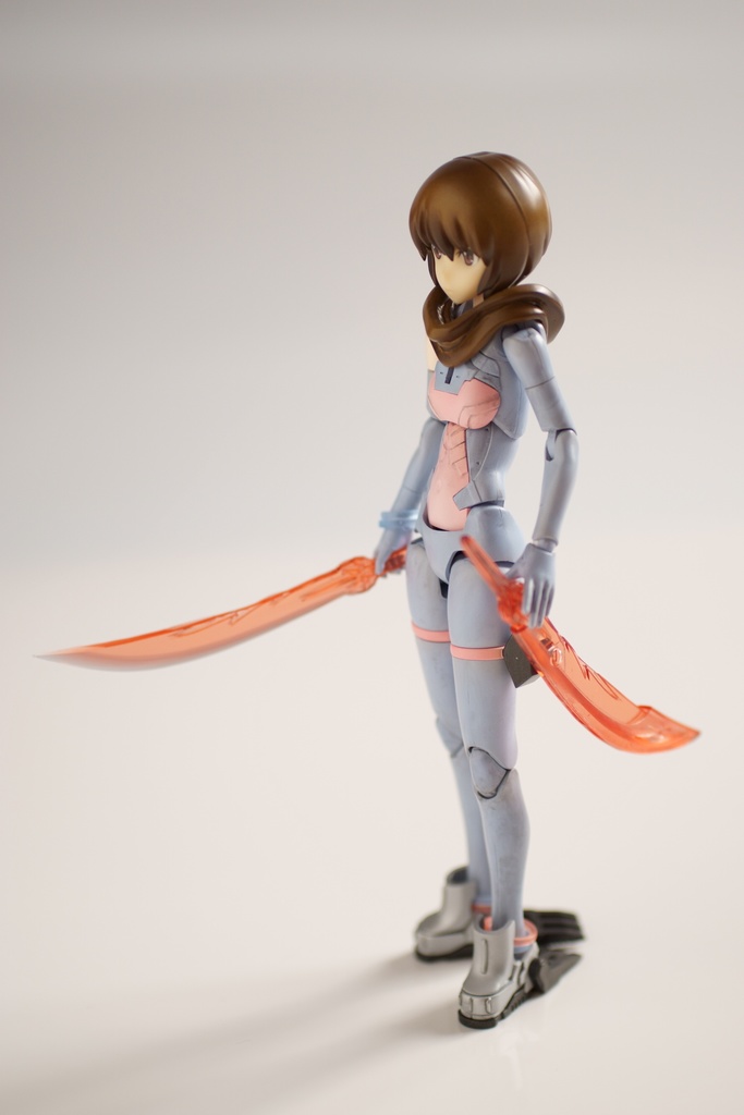 光の剣(左鞘と右鞘があります) クリアーレッド版(1/10~1/12、メガミデバイス等に)