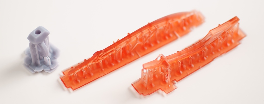 光の剣(左鞘と右鞘があります) クリアーレッド版(1/10~1/12、メガミデバイス等に)