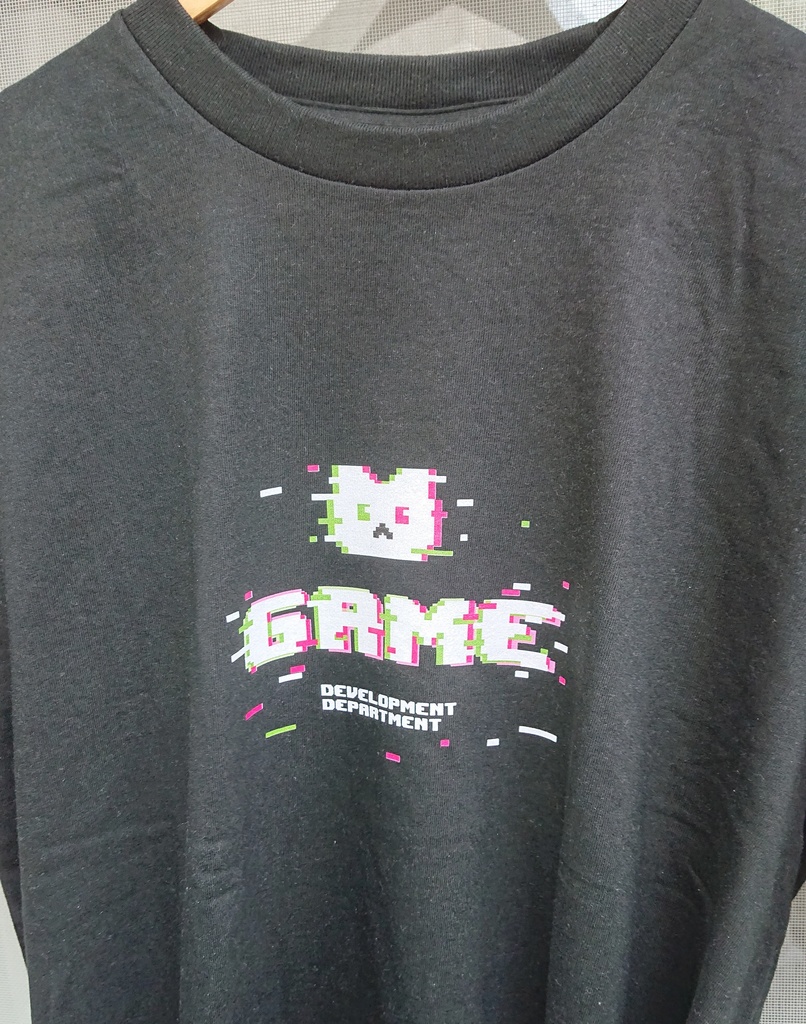 ブルアカ ゲーム部Tシャツグリッチ加工風(黒)