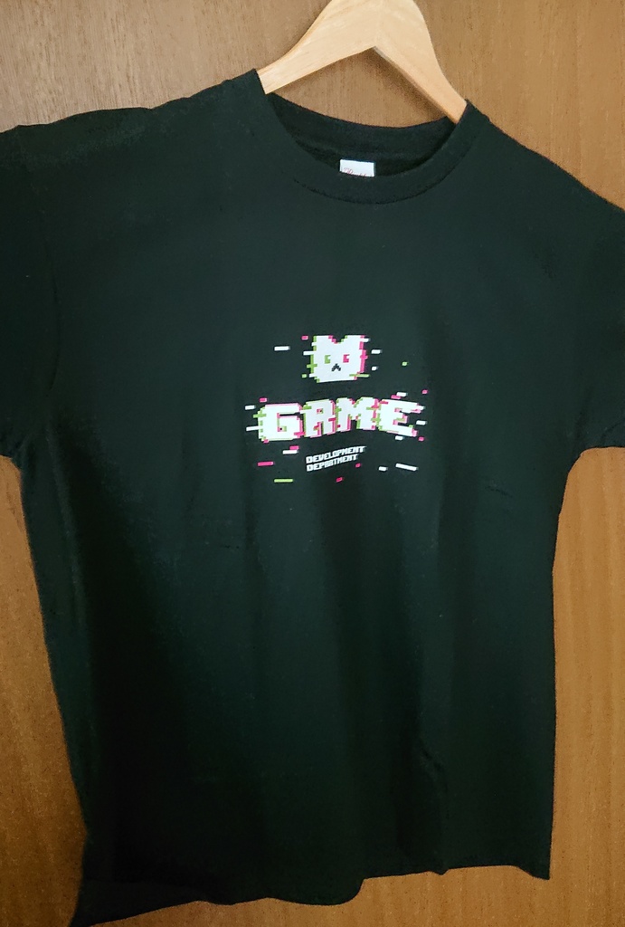 ブルアカ ゲーム部Tシャツグリッチ加工風(黒)