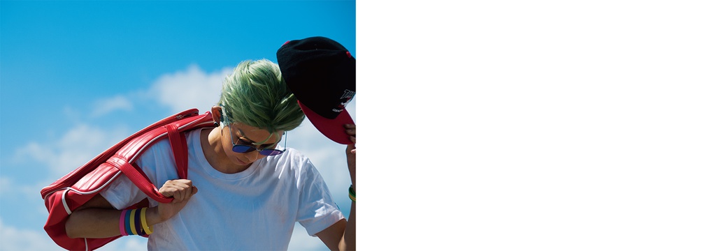 【BETWEEN THE ACTS】