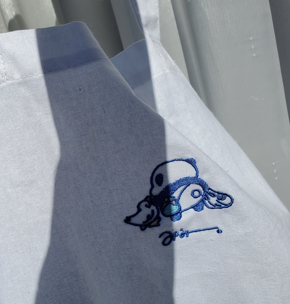 パンダワンポイント刺繍トートバッグ