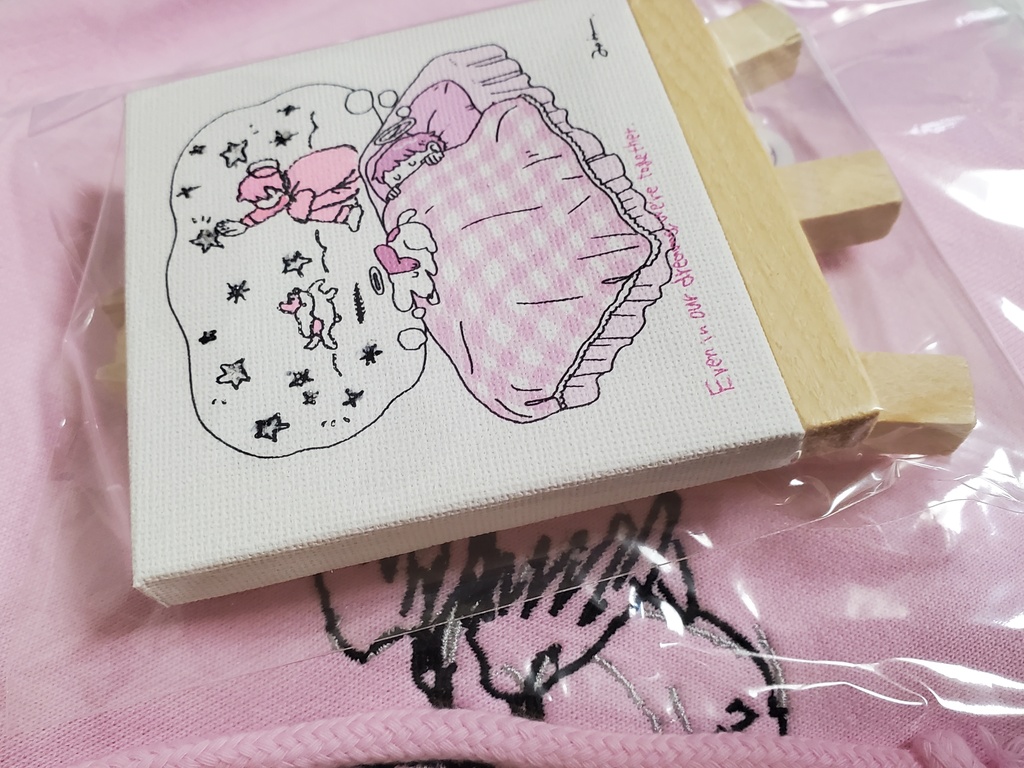 ピンクセット(刺繍パーカー+ステッカー+一部手書きミニキャンバス)