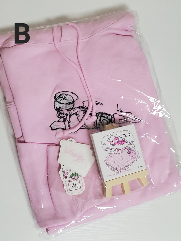 ピンクセット(刺繍パーカー+ステッカー+一部手書きミニキャンバス)