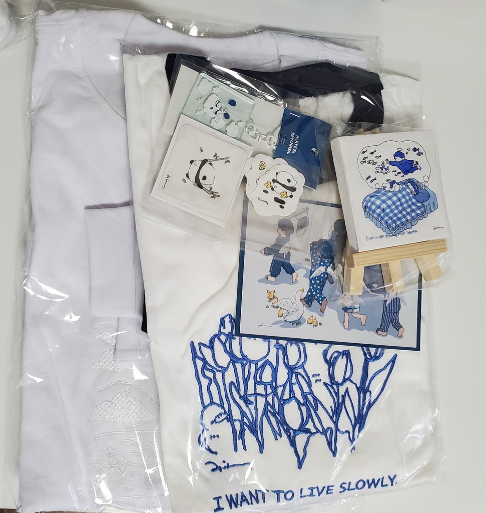 青セット　刺繍衣類セット(薄手リンガー半袖Tシャツ+白刺繍ロングT+アクリルキーホルダー+パンダミニ原画+パンダステッカーセット+ミニキャンバス一部手書き)