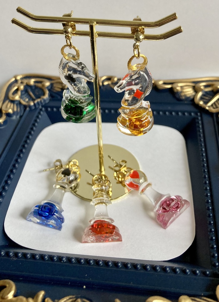 ハーツラビュルイメージ チェス駒 ピアス