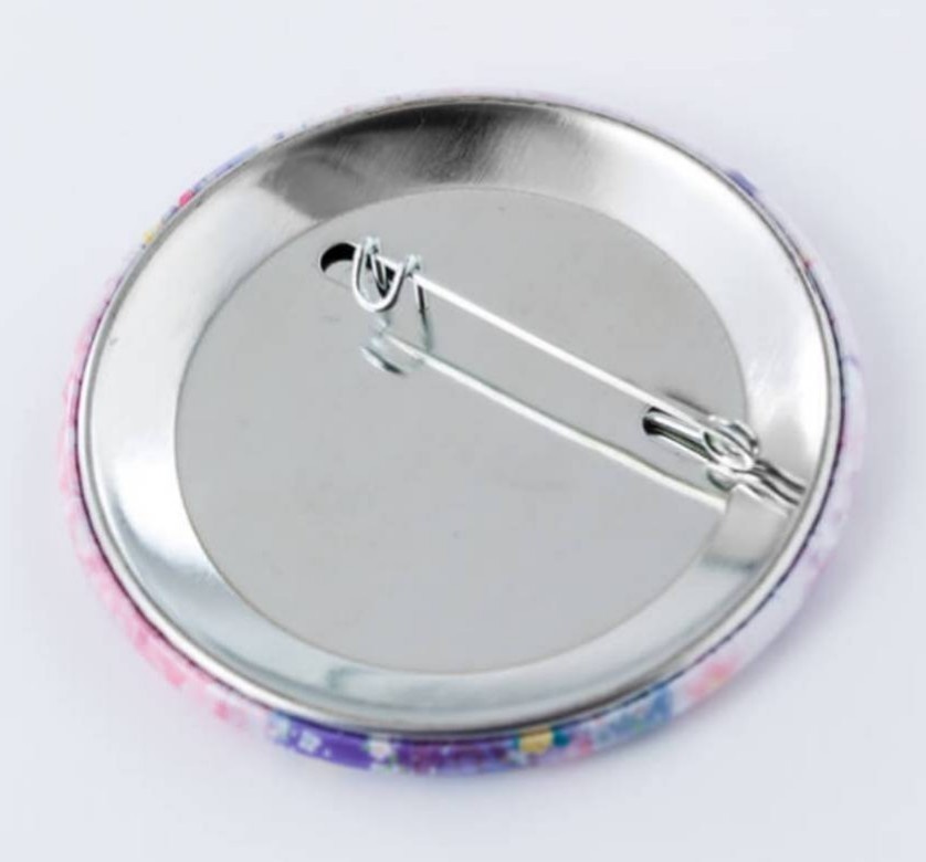 ぽっせ曲イメージ缶バ