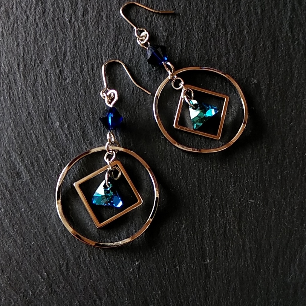 【★●14】 呪術廻戦 五条悟イメージピアス・イヤリング