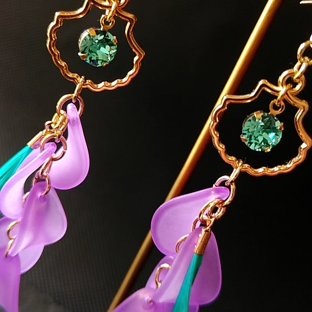 【★▼13】ツイステ リーチ兄弟イメージピアス・イヤリング