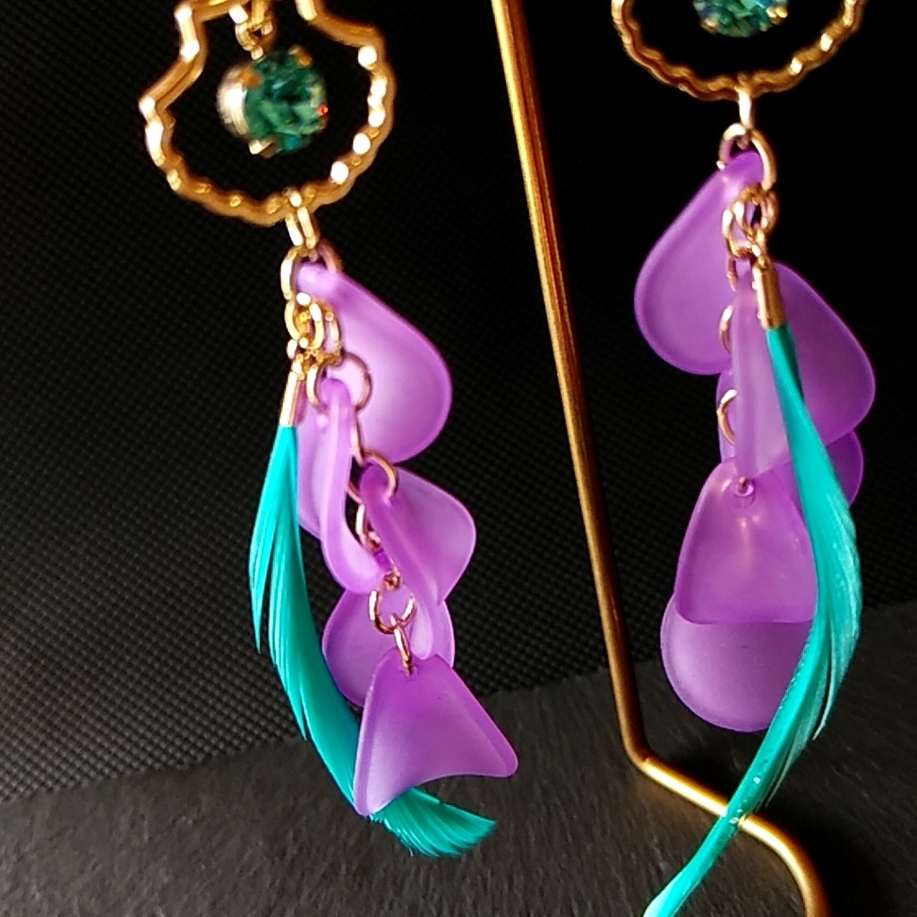 【★▼13】ツイステ リーチ兄弟イメージピアス・イヤリング