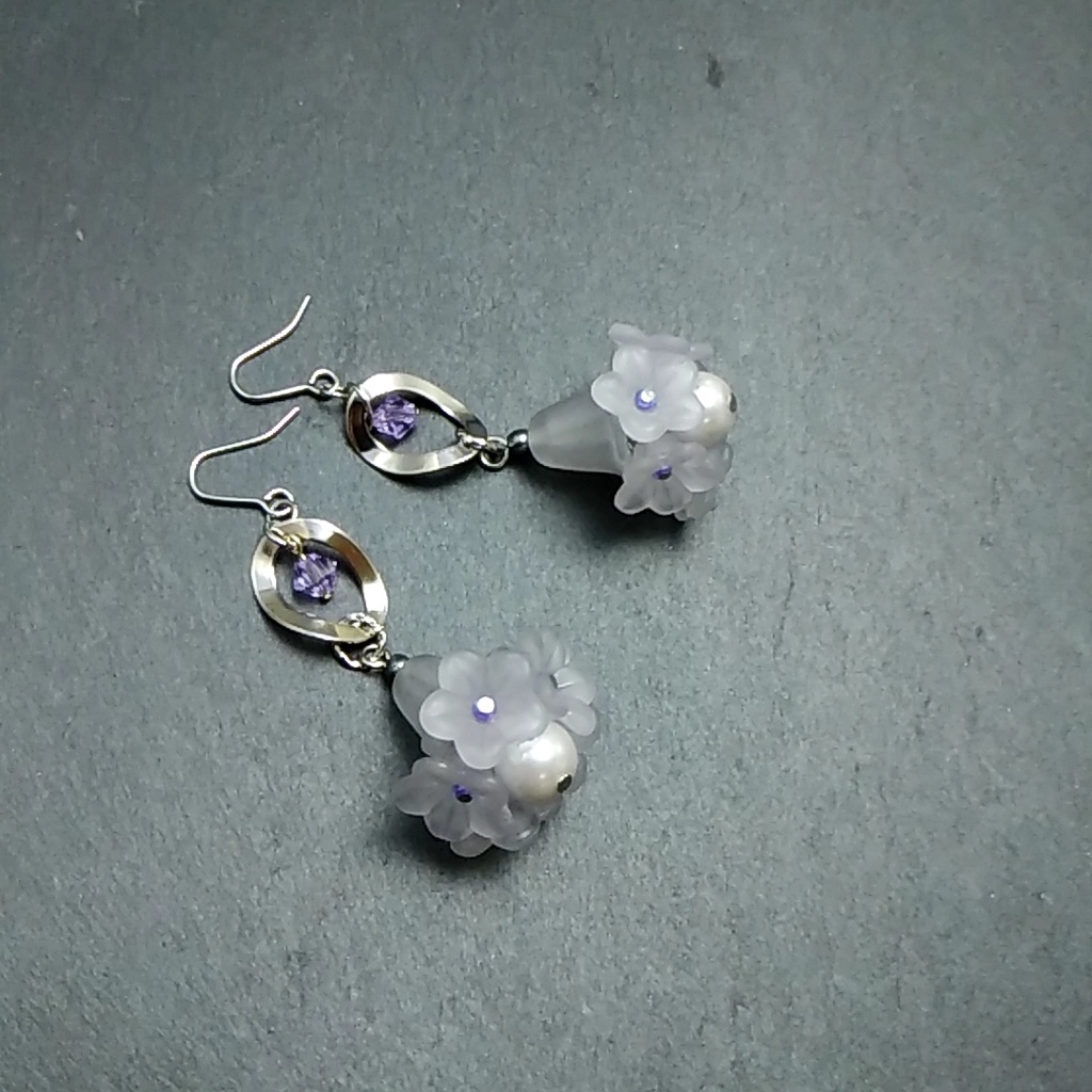 【●4】ツイステ アズール・アーシェングロッドイメージピアス・イヤリング