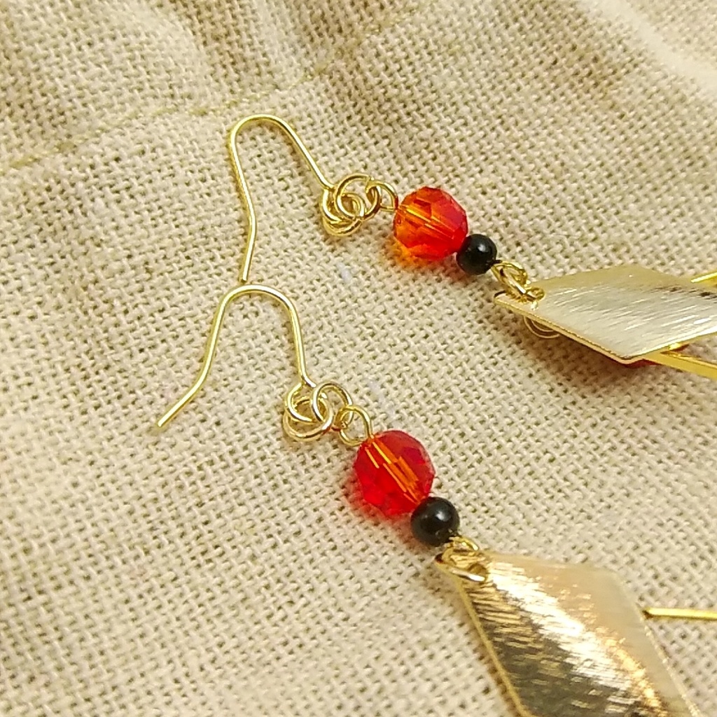 【▼1】呪術廻戦 釘崎野薔薇イメージピアス・イヤリング