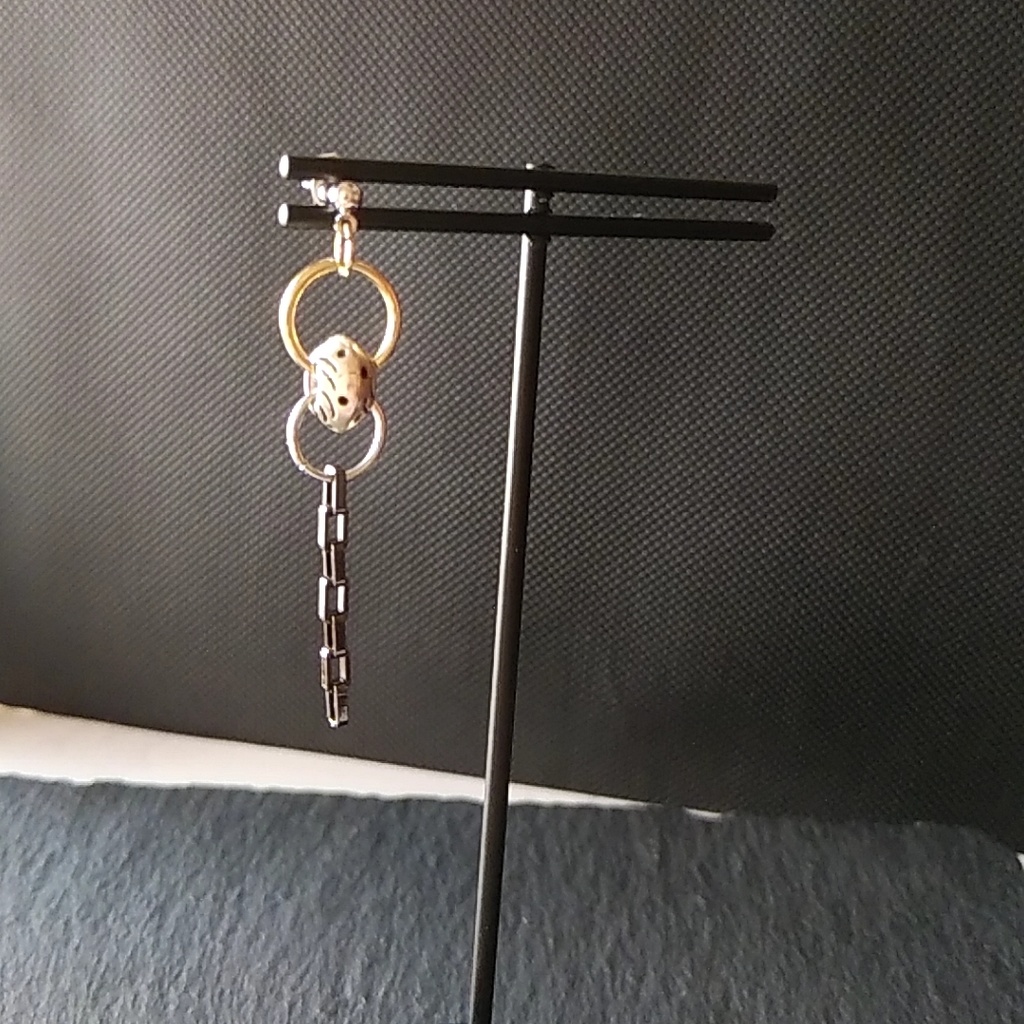 【▼2】東京卍リベンジャーズ“叫”セット 片耳ピアス・イヤリング