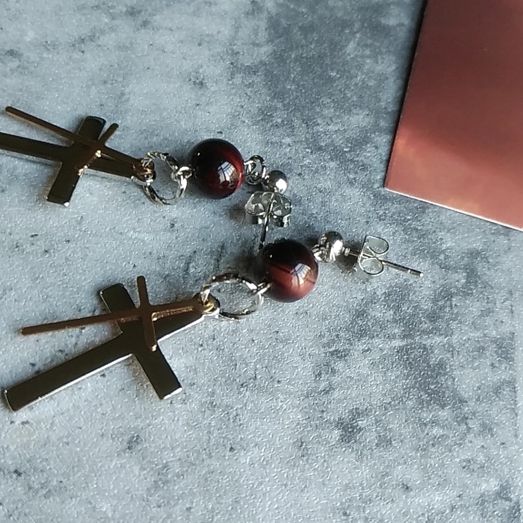 【▼4】東京卍リベンジャーズイメージ“夕闇” ピアス・イヤリング