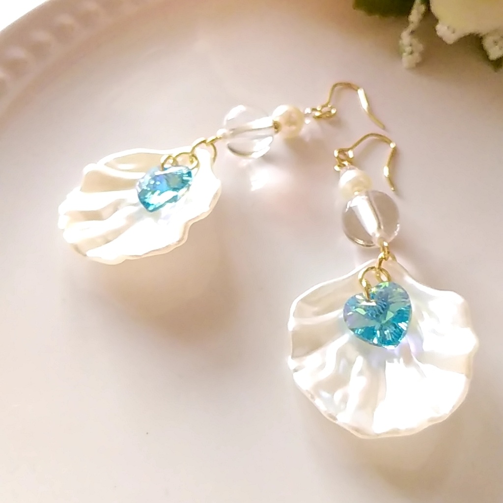 【▼】白い砂のアクアトープイメージ ピアス・イヤリング