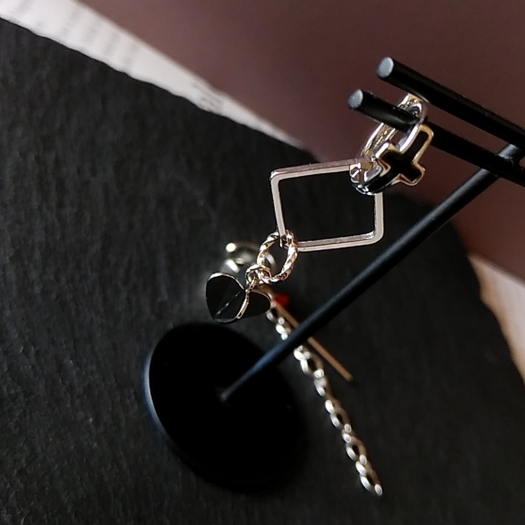 改・最終2点【★◆11】東京卍リベンジャーズ 三ツ谷隆イメージピアス・イヤーカフ片耳セット