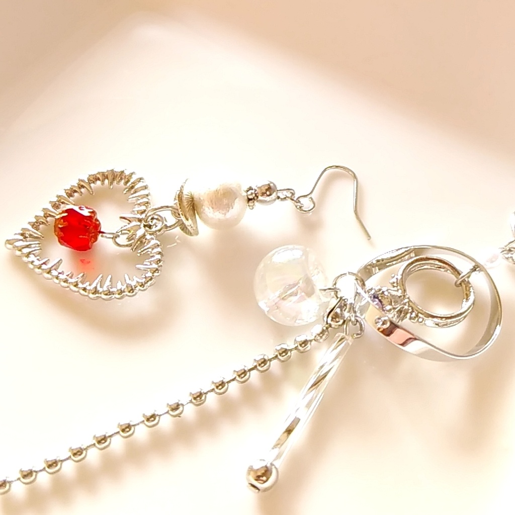 【◆4】呪術廻戦 乙骨憂太 & 里香イメージピアス・イヤリング