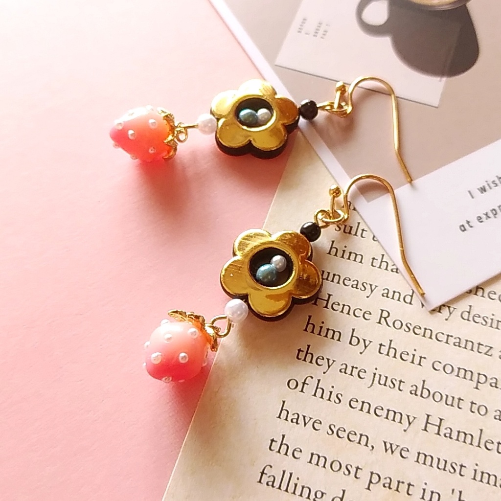 【◆】SPY×FAMILY アーニャ・フォージャーイメージピアス・イヤリング