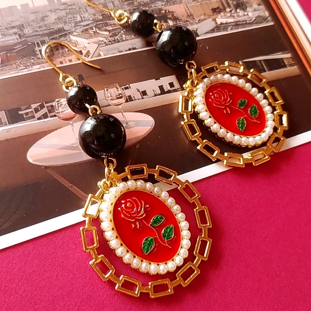 【ラストワン!完全限定2点◆1】SPY×FAMILY ヨル・フォージャーイメージピアス・イヤリング