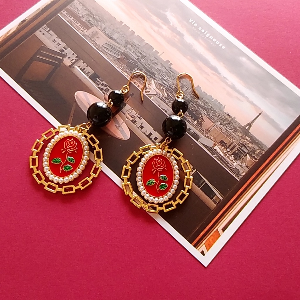 【ラストワン!完全限定2点◆1】SPY×FAMILY ヨル・フォージャーイメージピアス・イヤリング