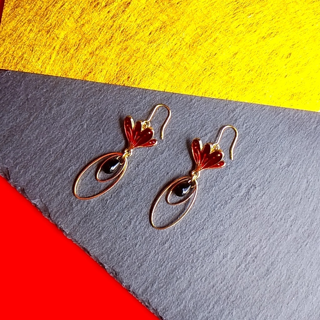 【◆】鬼滅の刃 上弦の弐 童磨 イメージピアス・イヤリング