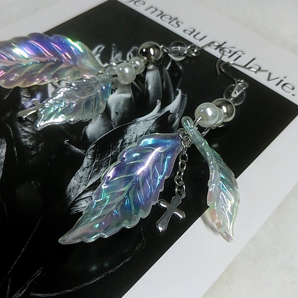 天使は瞳をとじて ピアス・イヤリング