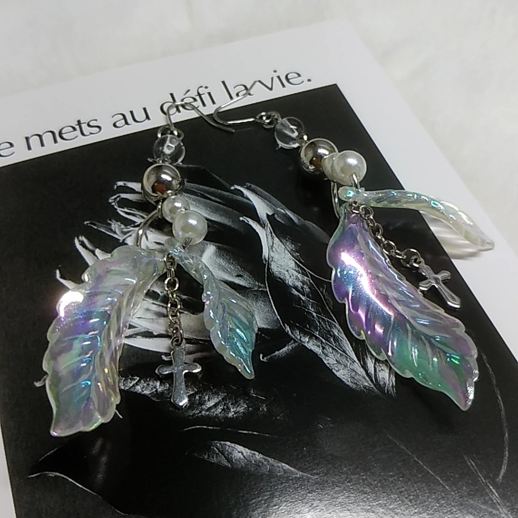 天使は瞳をとじて ピアス・イヤリング