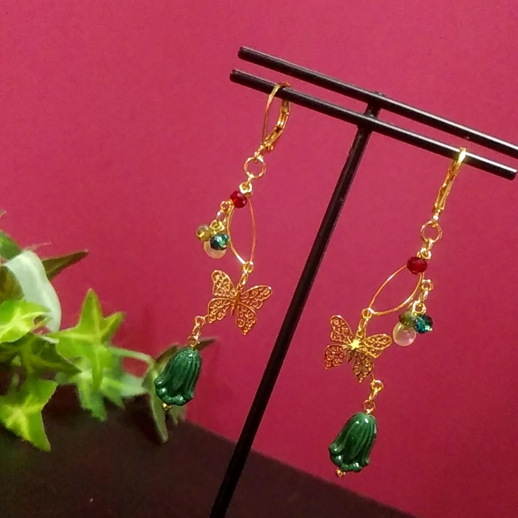 【限定2ペア】薬屋のひとりごと 猫猫イメージピアス